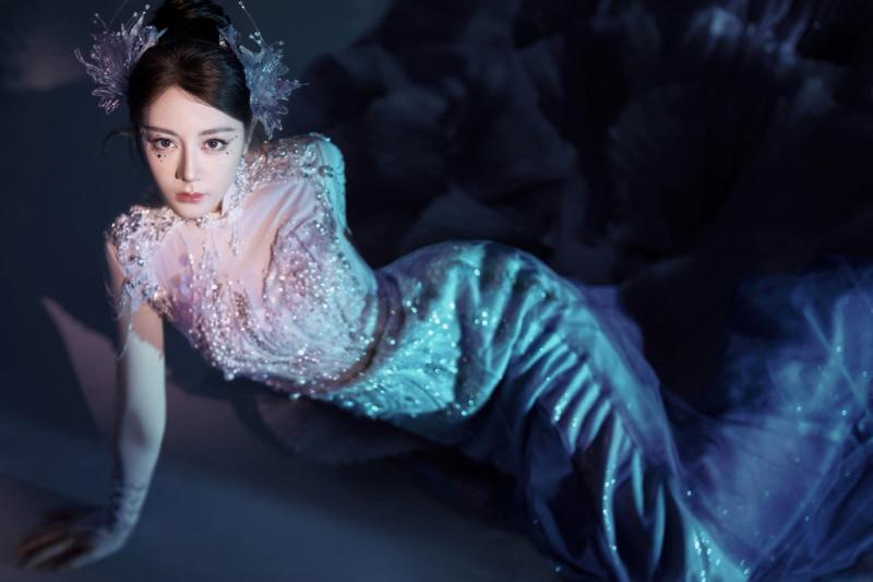 Mỹ nhân gây sốt đài quốc gia: Đẹp như tiên cá tái sinh, một điệu múa cả triệu người tranh luận- Ảnh 6.