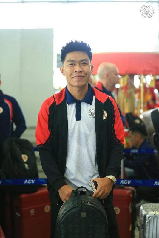 Đình Bắc, Quang Hải bảnh bao lên đường đi thi đấu, năm nay đón Tết ở nước ngoài- Ảnh 4.