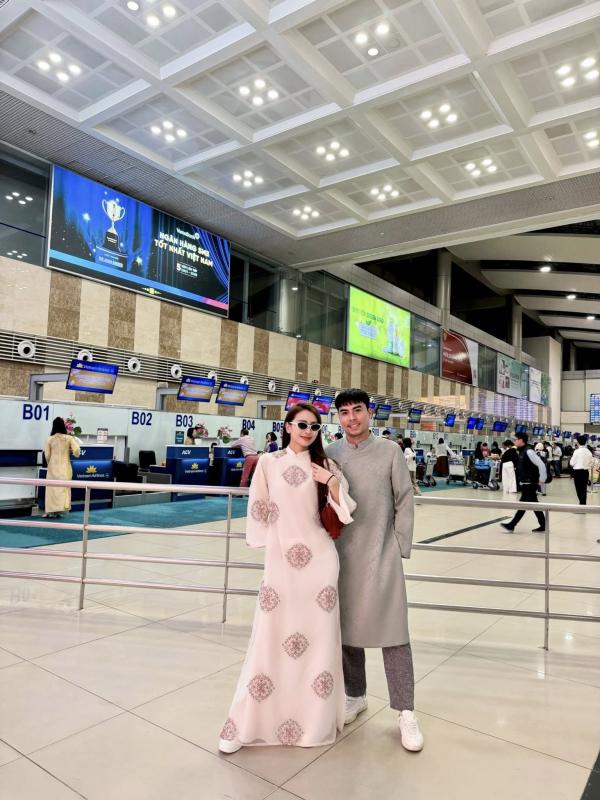 MC Huyền Trang Mù Tạt khoe tiệc chia tay độc thân, lễ cưới với Đức Huy đang rất gần, cực thân với gia đình chồng- Ảnh 4. MC Huyền Trang Mù Tạt khoe tiệc chia tay độc thân, lễ cưới với Đức Huy đang rất gần, cực thân với gia đình chồng- Ảnh 4.
