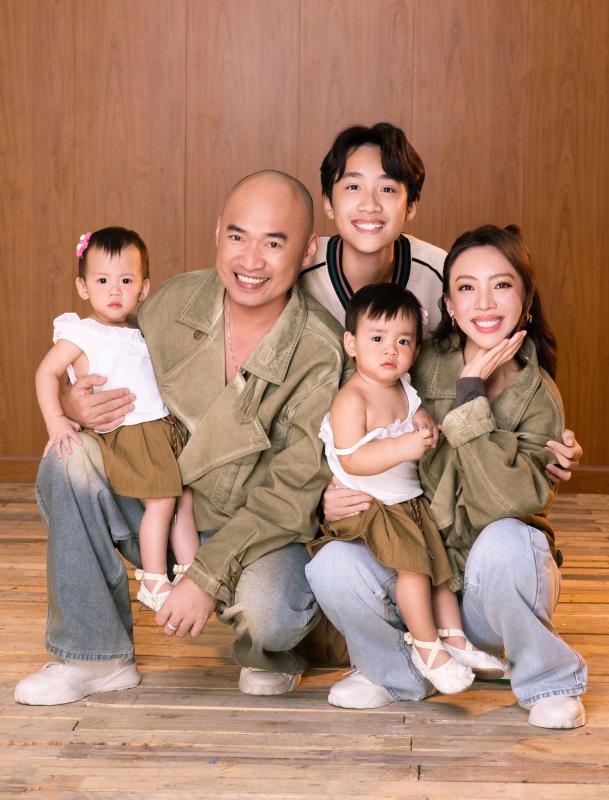 Thu Trang - Tiến Luật công khai cặp song sinh dịp năm mới?- Ảnh 2.