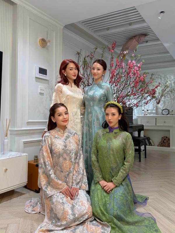 Đâu ai ngờ Chi Pu - Quỳnh Anh Shyn còn có ngày này!- Ảnh 1. Đâu ai ngờ Chi Pu - Quỳnh Anh Shyn còn có ngày này!- Ảnh 1.