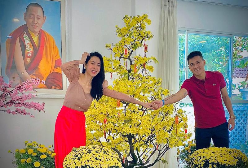Cái Tết lạ của Công Vinh - Thủy Tiên- Ảnh 2.