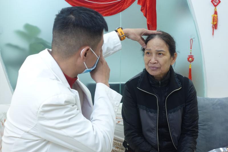 Bác sĩ chuyên phẫu thuật tạo hình thẩm mỹ: ''Xin mọi người đừng sửa…'' và quan điểm ''dao kéo thuận tự nhiên'' dành cho người muốn đi làm đẹp- Ảnh 4.