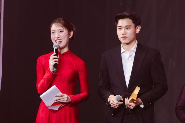 Xuất hiện nhân vật vượt mặt cả showbiz, đến Trấn Thành - Sơn Tùng - Hòa Minzy còn lép vế- Ảnh 4.