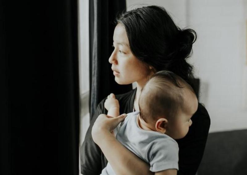 Trầm cảm sau sinh không phải là 