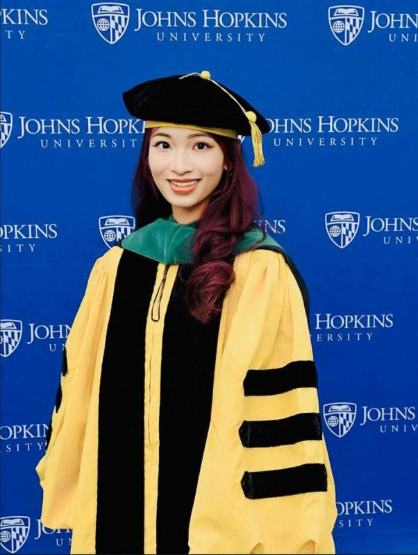 Nữ bác sĩ Việt 27 tuổi trúng tuyển nội trú tại Đại học Harvard- Ảnh 1.