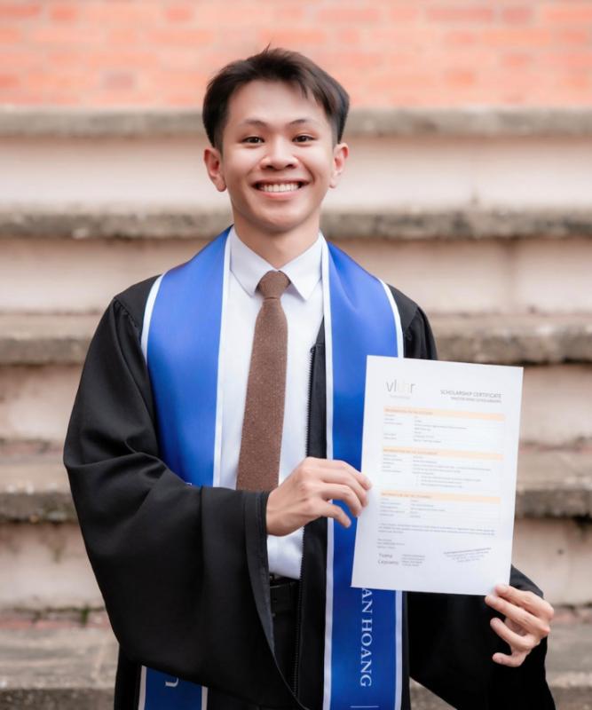 "7 ngày định mệnh" đưa chàng trai xứ Thanh tới học bổng Chính phủ Bỉ- Ảnh 1.