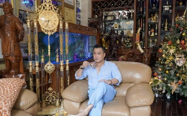 Nam nghệ sĩ Việt được trả cát-xê kỷ lục 60 cây vàng, cả nhà không đại gia cũng là CEO giàu nức tiếng- Ảnh 6.