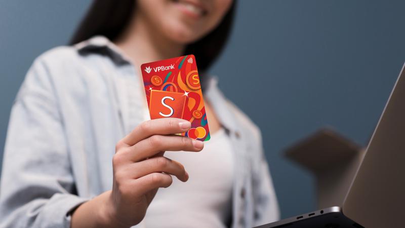 Hội chị em truyền nhau bí kíp "sắm Tết 0 đồng" với VPBank S Rewards Mastercard- Ảnh 1.