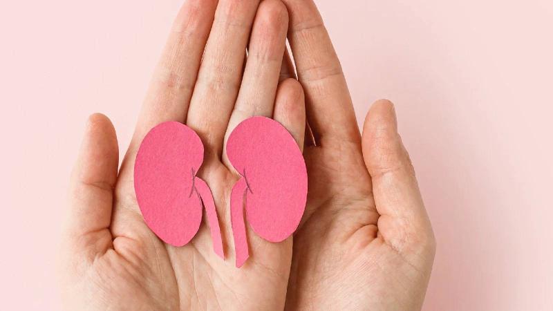 "Bác sĩ ơi cứu em, nhưng... cho em về ăn Tết xong mổ được không": Lời cầu khẩn khiến bác sĩ khoa Thận-Tiết niệu và Nam học lặng người trước thềm năm mới- Ảnh 4.