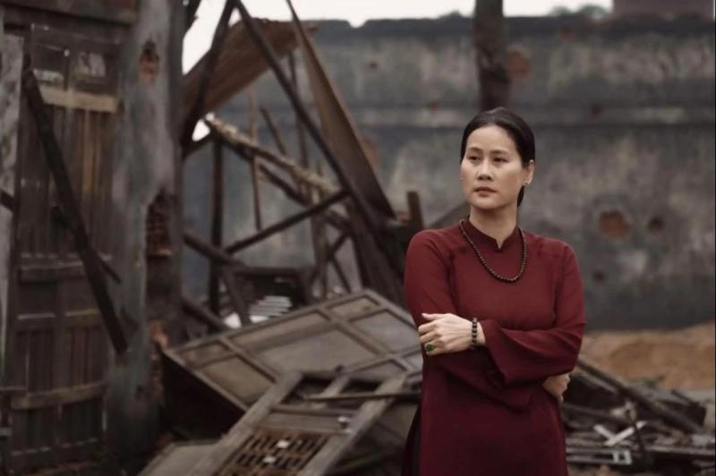 Biểu tượng của làng người mẫu Việt thập niên 2000, U50 mang vẻ quyến rũ từng trải và đầy khí chất: Nhiều chị em tuổi 30 cũng thầm ghen tị- Ảnh 1.