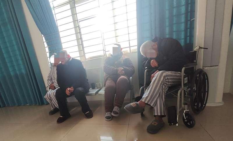 Thâm nhập bệnh viện tâm thần, hé lộ sự thật rùng mình phía sau những ca “chẩn đoán điên” và đường dây trục lợi bảo hiểm- Ảnh 1. Thâm nhập bệnh viện tâm thần, hé lộ sự thật rùng mình phía sau những ca “chẩn đoán điên” và đường dây trục lợi bảo hiểm- Ảnh 1.