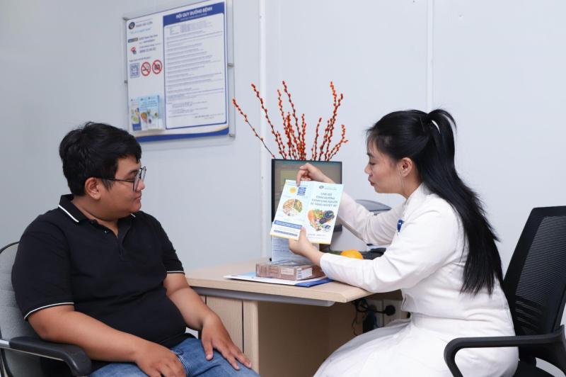 Sai lầm thường gặp khi ăn Tết khiến người bệnh đái tháo đường nhập viện- Ảnh 1.