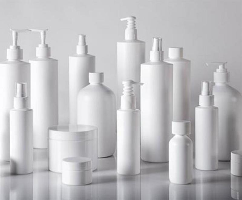 Bộ Y tế công bố 131 loại mỹ phẩm bị thu hồi trên toàn quốc- Ảnh 1.