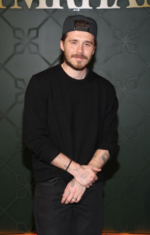 Bạn thân lâu năm của nhà Beckham lên tiếng: David và Victoria nhiều lần xử lý mớ rắc rối của Brooklyn!- Ảnh 3.