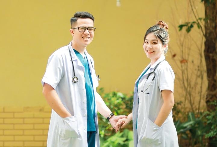 Tết hồi sinh của bác sĩ trẻ từng kiệt sức bên máy lọc máu- Ảnh 2.