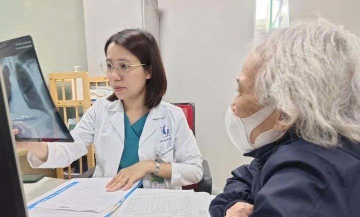 Phó Giáo sư trẻ nhất ngành Y gắn với cuộc sống người già- Ảnh 2.