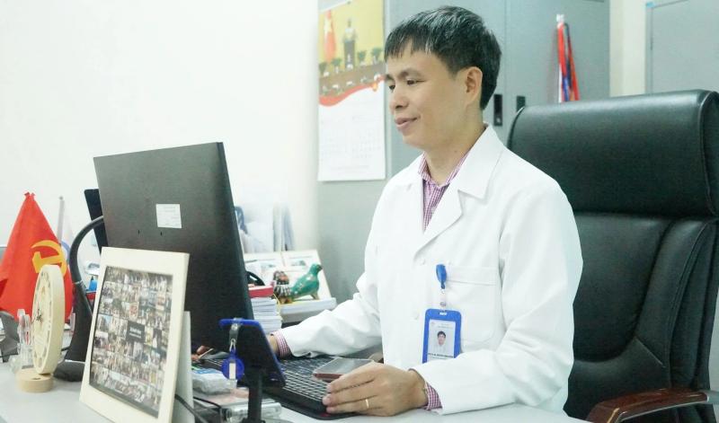 Nghe lời ChatGPT làm 2 việc, cô giáo phải "cầu cứu" bác sĩ- Ảnh 1.