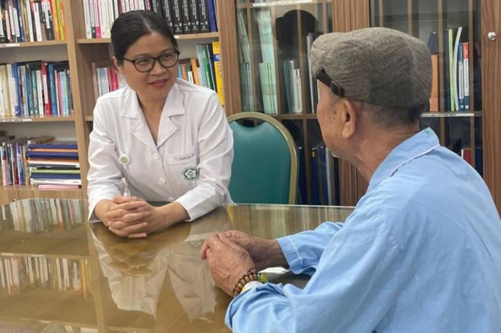 4 món ăn Tết quen thuộc người bệnh ung thư nên hạn chế 'động đũa'- Ảnh 1.