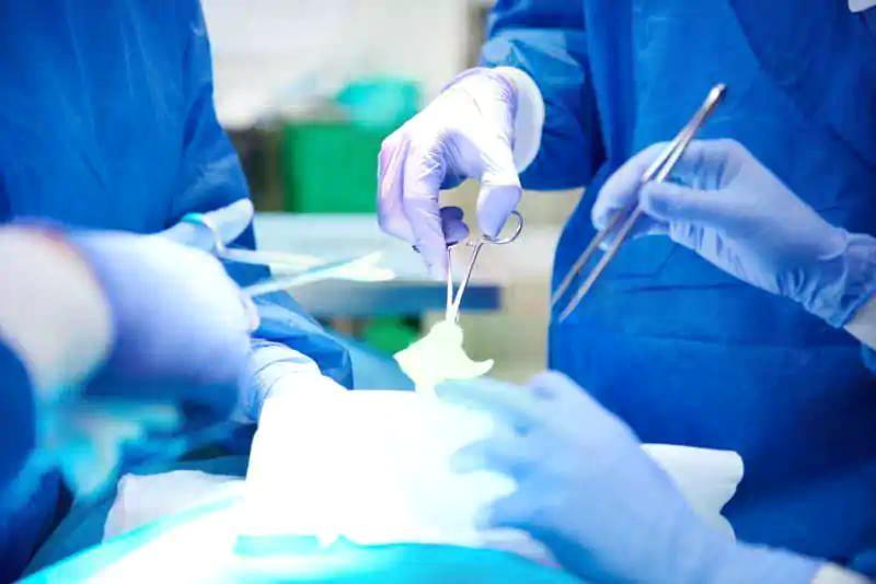Việt Nam thí điểm phương pháp điều trị điếc hiện đại nhất thế giới- Ảnh 2.