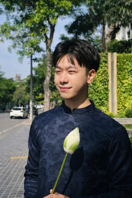 Nam sinh Việt du học nước lạ: Người dân không thích ngồi cạnh nhau trên xe bus, giáo viên sẵn sàng hỏi "Em nhuộm tóc ở đâu thế?"- Ảnh 1.