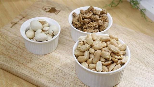 Tôi từng nghĩ đun sôi là sạch… nhưng hóa ra có 3 thứ vẫn âm thầm tàn phá gan thận, đáng tiếc nhiều người lại "giữ khư khư"- Ảnh 3.