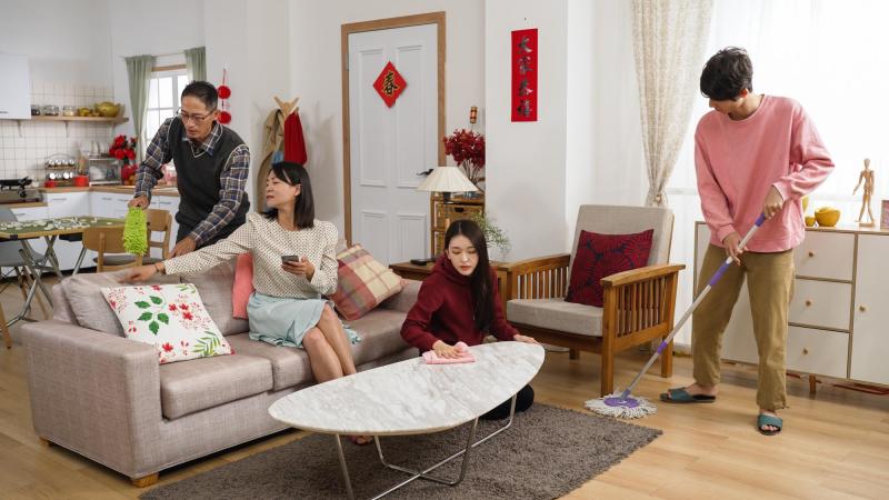 Chuyên gia tâm lý: Nhiều người cố “trình diễn” một cái Tết hoàn hảo- Ảnh 1.