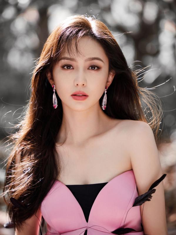 Mỹ nhân chiếm sóng show cuối năm: Đẹp như tiên nga giáng thế, ăn trọn điểm chuyên môn nhờ điệu múa trăm hoa đua nở- Ảnh 8.