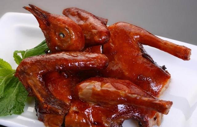 1 "bí quyết bổ thận" rẻ bèo nhưng cực đỉnh: Phụ nữ ăn 2 lần/tuần tóc dày đen thấy rõ, đàn ông dùng đúng dễ lấy lại phong độ- Ảnh 4.