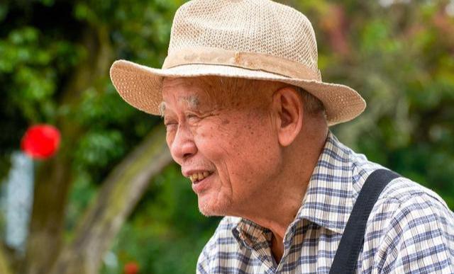Người sau 70 tuổi, nếu nhớ được 3 câu nói giản dị này thì phần lớn có thể sống tới 100 tuổi- Ảnh 1.