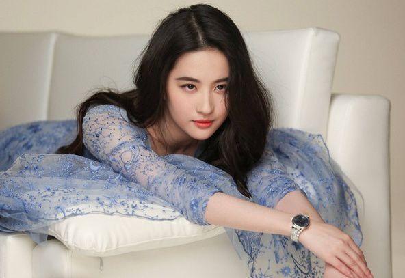 Muốn có làn da căng bóng đón Tết, phụ nữ ngoài 30 tuổi nên ăn nhiều loại thực phẩm này để bổ sung collagen tự nhiên cho cơ thể- Ảnh 1.