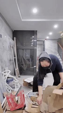 Giáp tết, vợ chồng Duy Mạnh dọn về biệt thự phố cổ đắt đỏ, bề thế, có hẳn khu chơi riêng cho 2 nhóc tỳ- Ảnh 2.