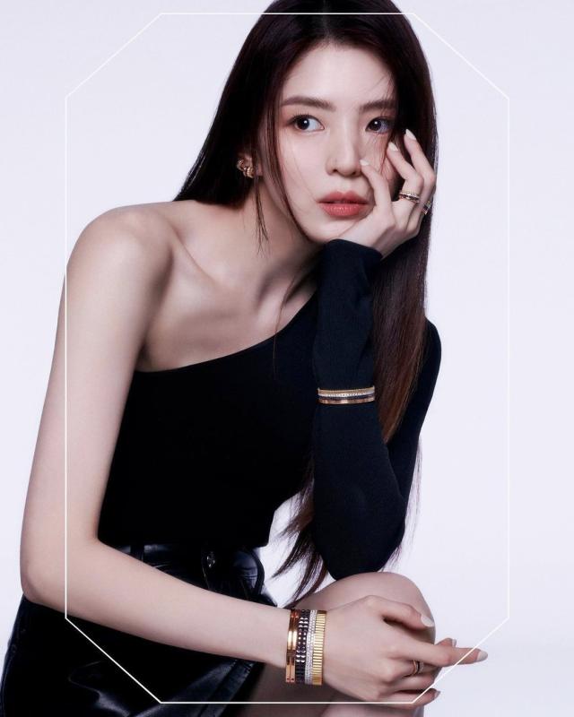 Han So Hee rơi xuống đáy vực- Ảnh 1.