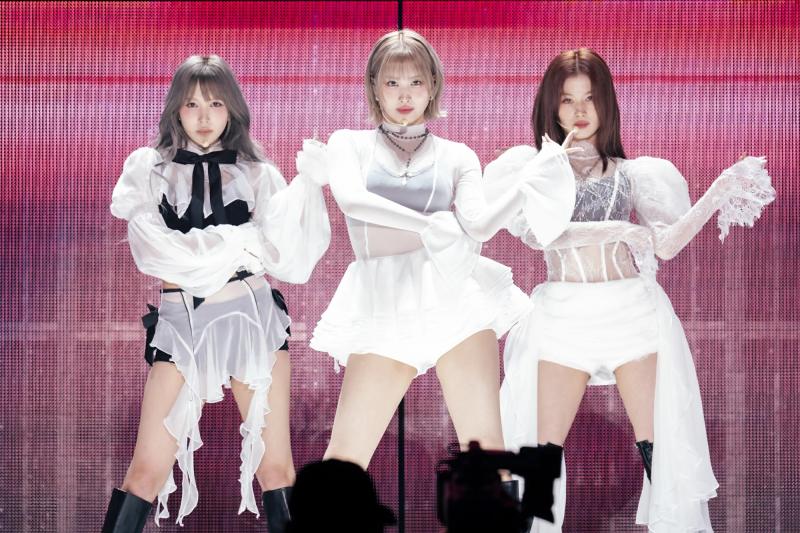 Showbiz có 3 mỹ nhân visual như tiên hạ phàm: Xuất hiện là hot, cần bảo tồn nhan sắc này ngay- Ảnh 5.