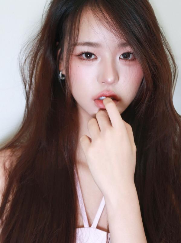 Mỹ nhân là 