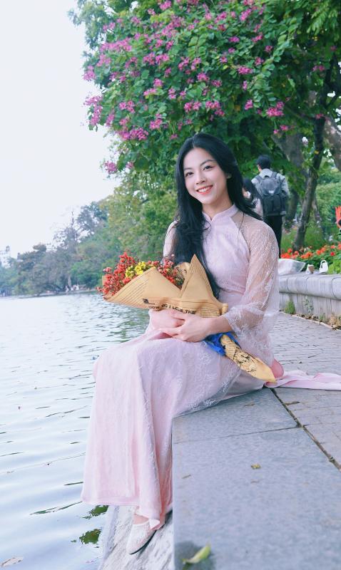 Ngày Tết mê mẩn ngắm Kim Anh - “Nữ thần biết bay” 19 tuổi gây sốt Đông Nam Á, visual "thua hoa hậu mỗi vương miện"- Ảnh 11. Ngày Tết gặp Kim Anh - “Nữ thần biết bay” 19 tuổi gây sốt Đông Nam Á, visual