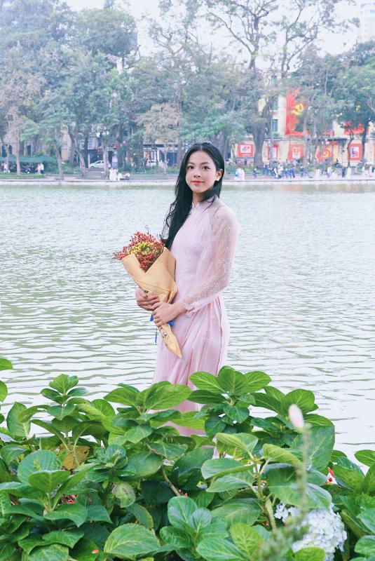 Ngày Tết mê mẩn ngắm Kim Anh - “Nữ thần biết bay” 19 tuổi gây sốt Đông Nam Á, visual "thua hoa hậu mỗi vương miện"- Ảnh 13. Ngày Tết gặp Kim Anh - “Nữ thần biết bay” 19 tuổi gây sốt Đông Nam Á, visual