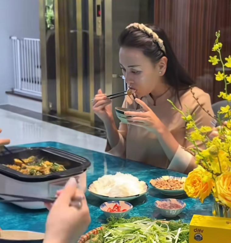 "Phương Oanh và mẹ" lọt tìm kiếm khắp MXH, chuyện gì đây?- Ảnh 4.