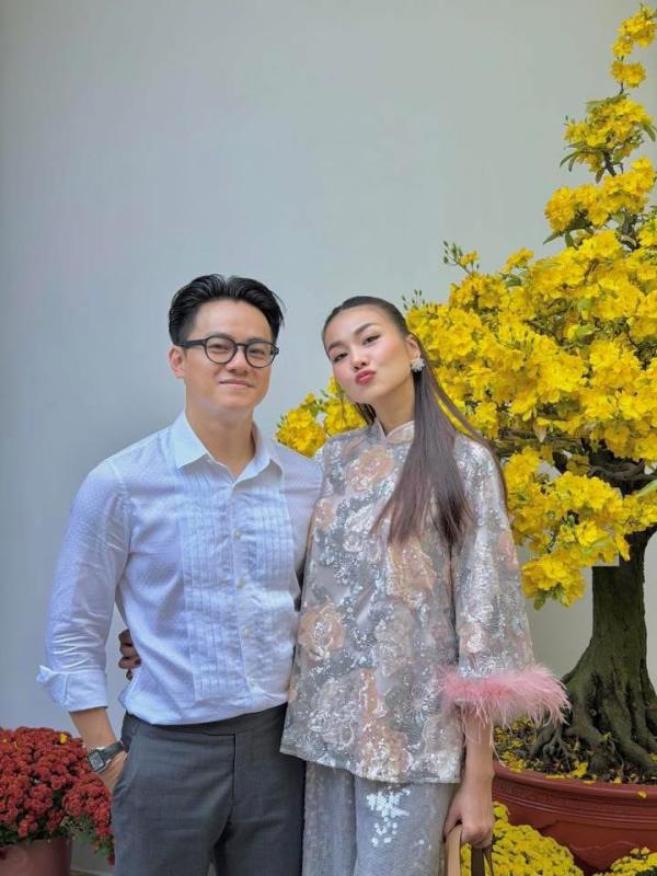 "Vũ trụ cẩu lương" ngày mùng 1 Tết: Vợ chồng Trấn Thành, Đỗ Hà tình tứ, 1 đôi công khai tình cảm?- Ảnh 7.
