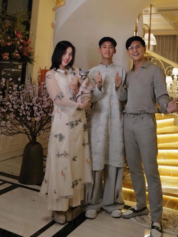 "Vũ trụ cẩu lương" ngày mùng 1 Tết: Vợ chồng Trấn Thành, Đỗ Hà tình tứ, 1 đôi công khai tình cảm?- Ảnh 17.