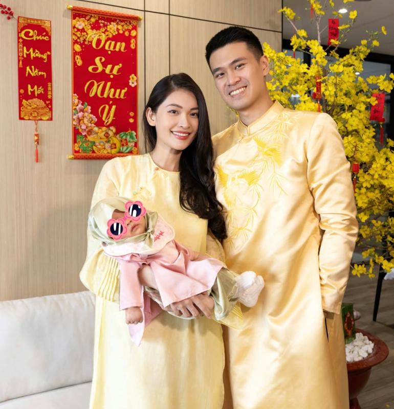 "Vũ trụ cẩu lương" ngày mùng 1 Tết: Vợ chồng Trấn Thành, Đỗ Hà tình tứ, 1 đôi công khai tình cảm?- Ảnh 18.