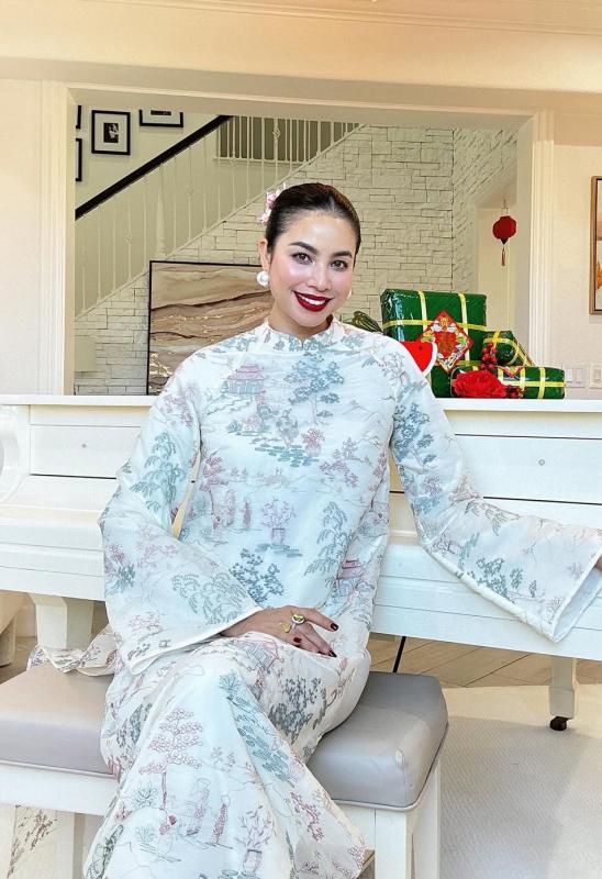 Gia đình để lộ tình trạng của Hoa hậu Phạm Hương ở Mỹ- Ảnh 1.