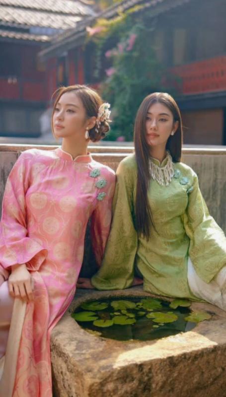 Couple nổi tiếng Thái Lan đăng tâm thư xin lỗi vì gọi áo dài Việt Nam là trang phục truyền thống Trung Hoa- Ảnh 2.