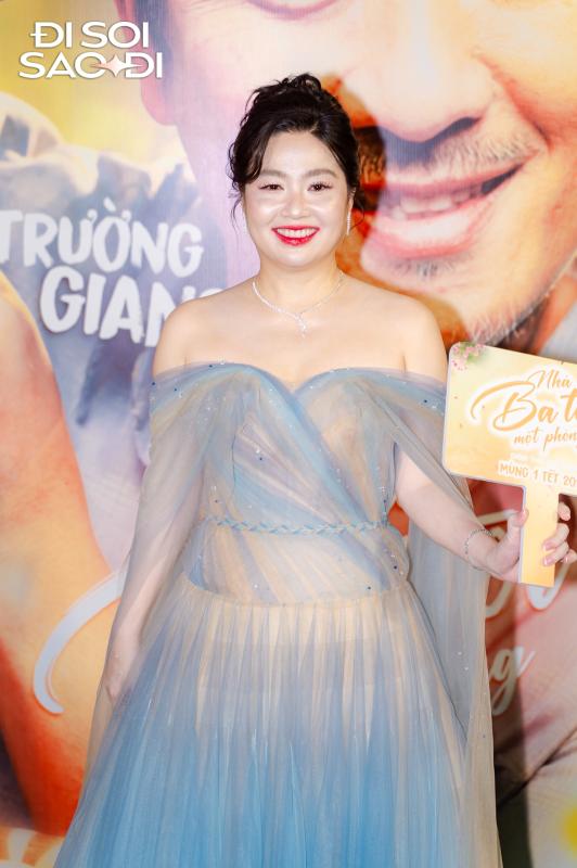 Thảm đỏ HOT nhất hôm nay: Nhã Phương - Midu đẹp mướt mượt thấy là mê, Hiền Hồ nhợt nhạt kém sắc không ngờ- Ảnh 7.