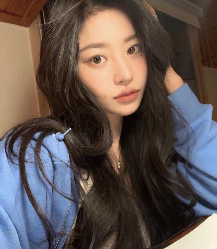 Nữ pháp sư Gen Z đang khiến cả cõi mạng phải ồn: Mẹ 1 con nhưng body không thua gì idol- Ảnh 7.