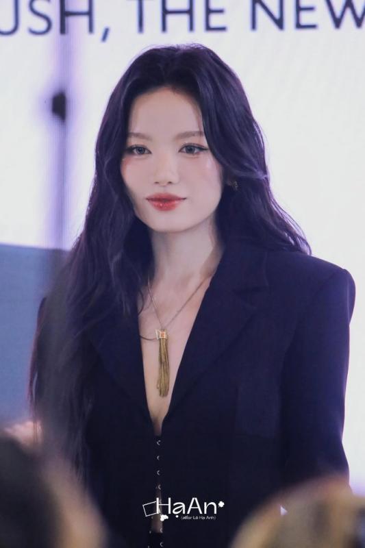 Ngọc nữ mới của Vbiz đổi style đẹp tuyệt đối, nhan sắc phải sánh ngang với Thư Kỳ- Ảnh 5.