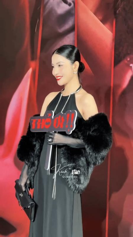 Mai Hồ xách túi Hermès trăm triệu trong màn tái ngộ, vẫn không là gì với 1 thứ phải gọi là quá sang!- Ảnh 2.