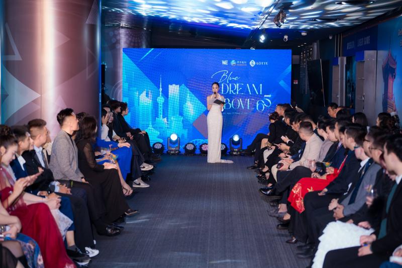 Dụi mắt không nhận ra Văn Toàn, rời sân cỏ là "lên đồ" cực bảnh, chiếm trọn spotlight tại sự kiện thời trang- Ảnh 2.