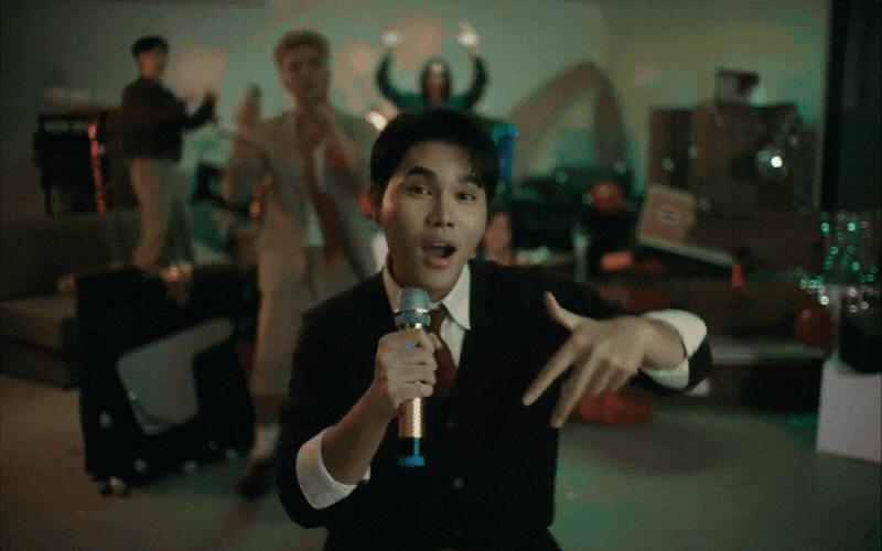 Vượt mặt dàn sao đình đám, Á quân Vietnam Idol được hit-maker đình đám Vbiz 