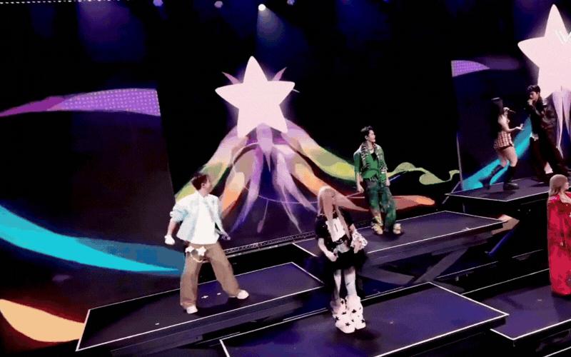 Đội hình Anh Trai - Em Xinh hot nhất “phá đảo” Gala WeChoice Awards 2025: Hát hay nhảy đẹp, visual quá “peak”!- Ảnh 12.